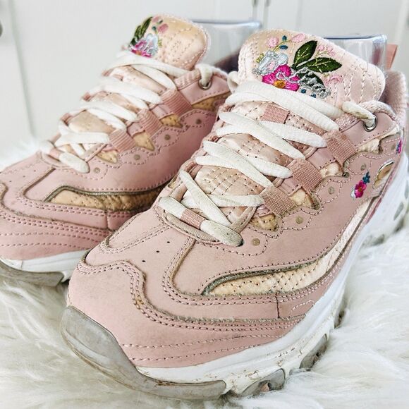 Skechers D'Lites Spring Bloom Pink Floral Embroidered Sneakers Memory Foam 6.5 - Picture 2 of 8